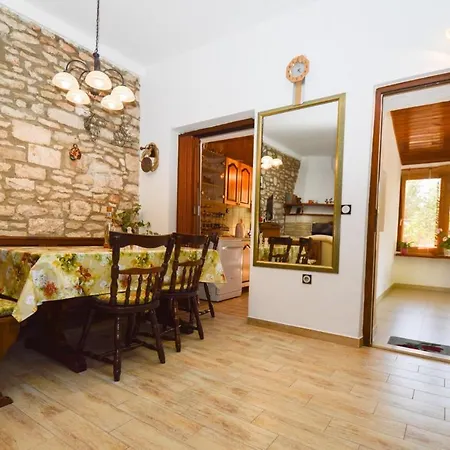 Holiday In Liznjan/istrien 17274 Tatil Evi *